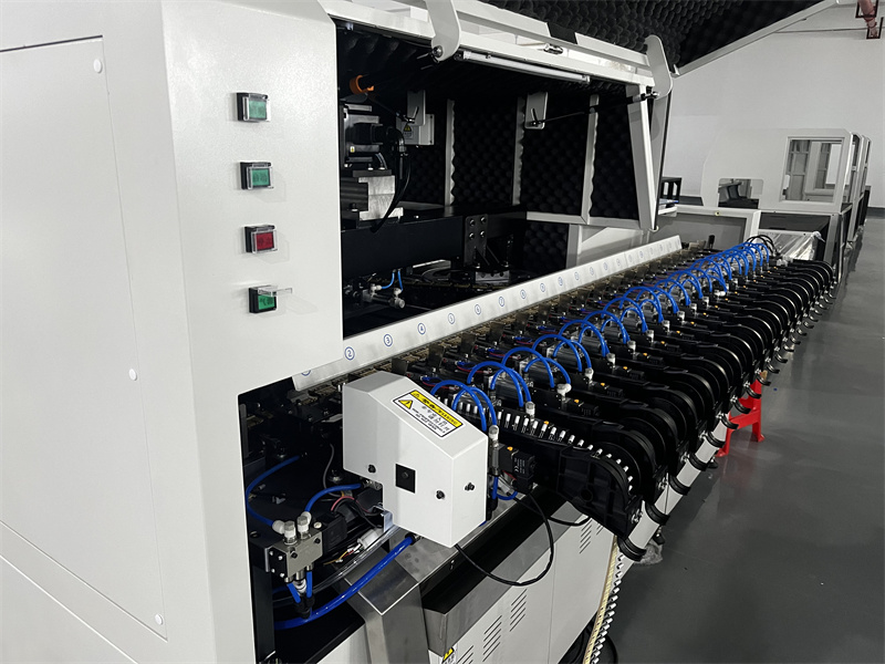 去插件機(jī)廠家考察都需要注意哪些？